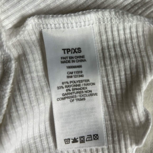 Garage cropped tank top - Picture 3 of 3